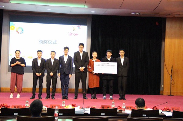 1479892521976.jpg 161123162651.jpg